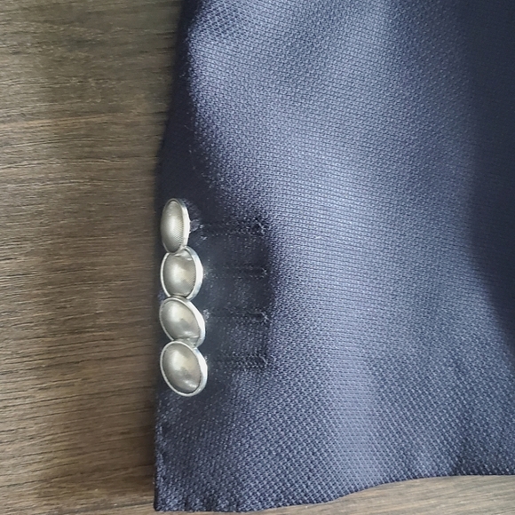 ๐ HOST PICK ๐ Hugo Boss Men's Single-breasted Wool Blazer - Picture 15 of 16